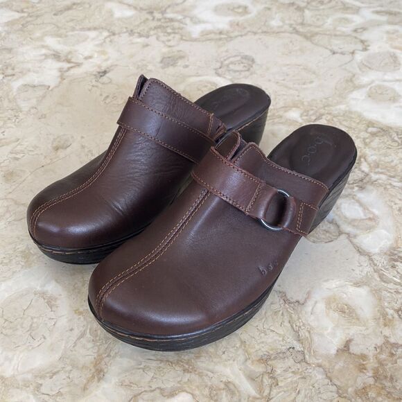 NWOT b.ø.c. | Brown Leather Clogs - Picture 3 of 12